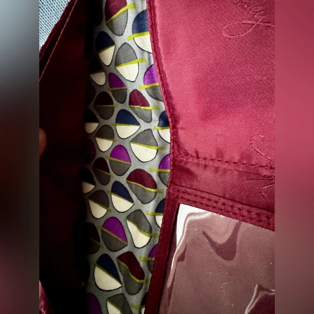 Vera Bradley Quilted Classic Merlot Burgundy Trifold Large Wallet - Picture 10 of 14